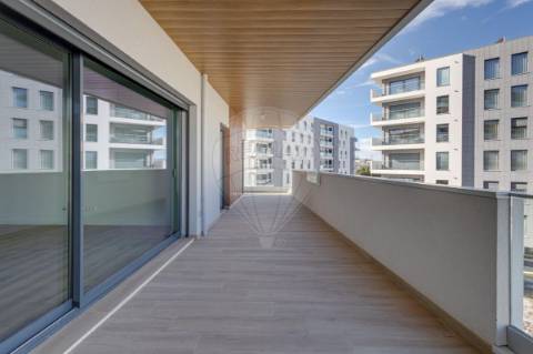 Apartamento T4 para venda