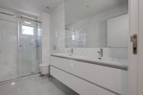 Apartamento T4 para venda