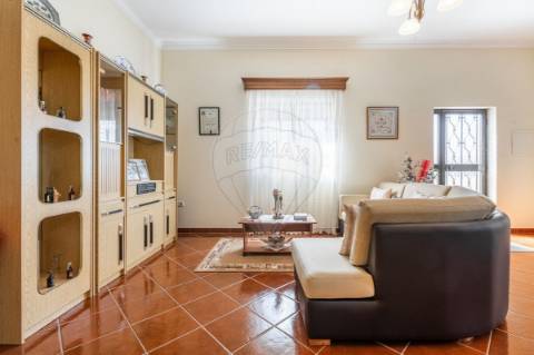 Moradia T3 para venda