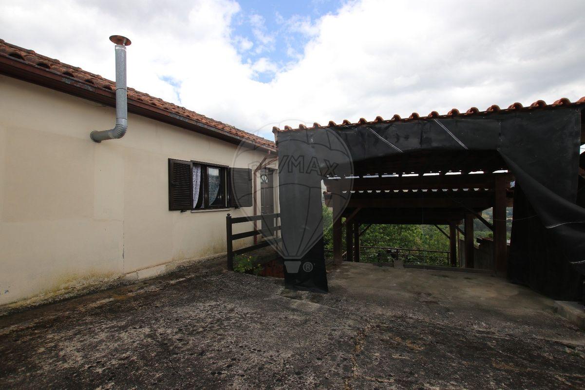 Moradia T2 para venda