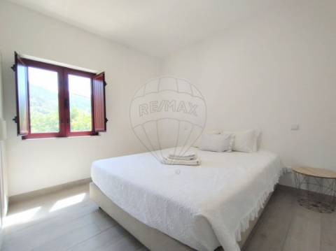 Moradia T5 para venda