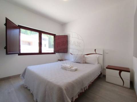 Moradia T5 para venda