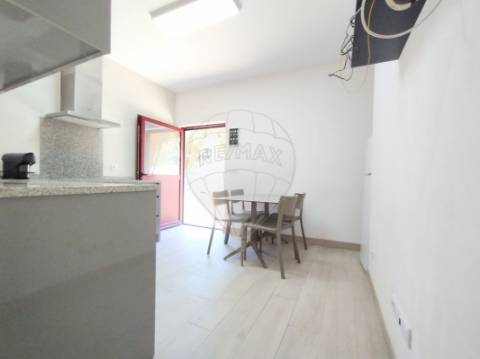 Moradia T5 para venda