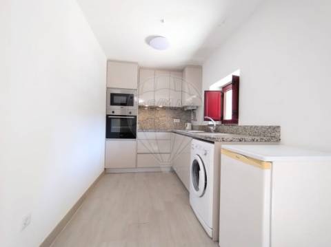 Moradia T5 para venda