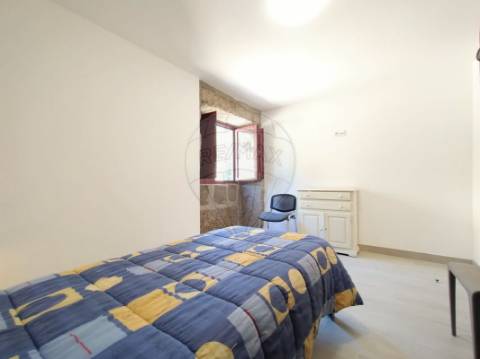 Moradia T5 para venda