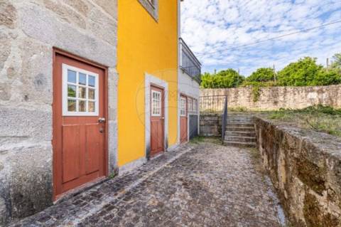 Moradia T5 para venda