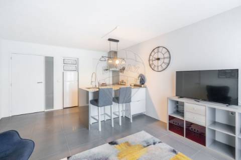 Moradia T7 para venda