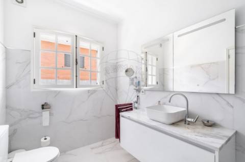 Moradia T7 para venda