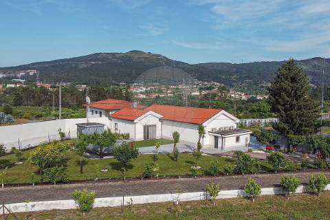 Outros - Habitação  para venda