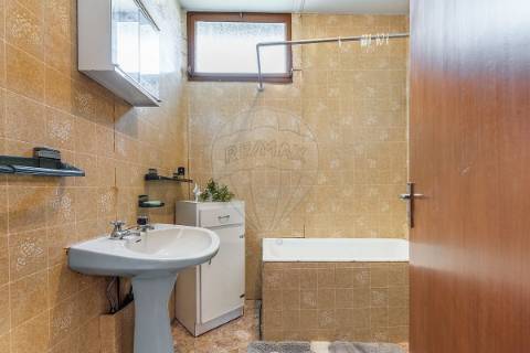 Moradia T2 para venda