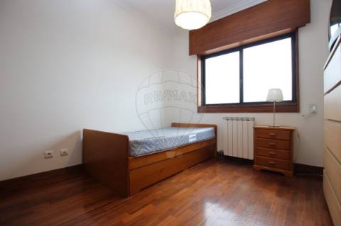 Apartamento T3 para arrendamento
