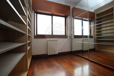 Apartamento T3 para arrendamento