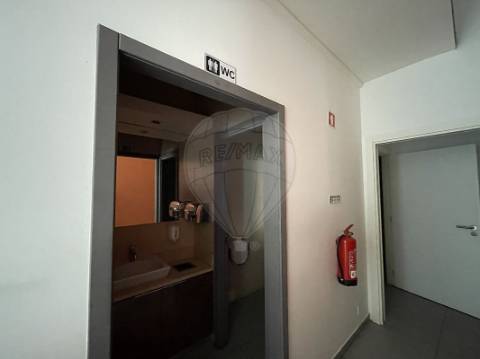 Outros - Comercial  para arrendamento