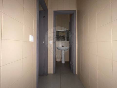 Outros - Comercial  para arrendamento