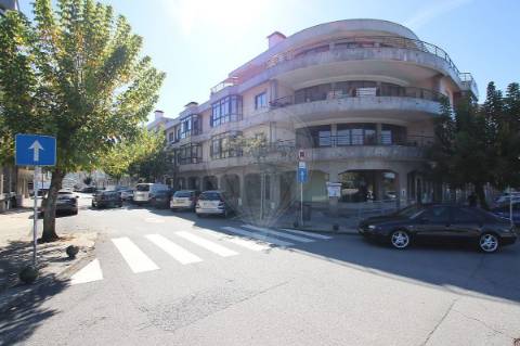 Loja  para arrendamento