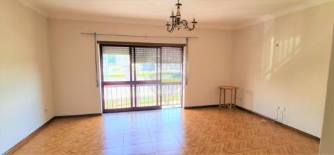 Apartamento T3 para arrendamento