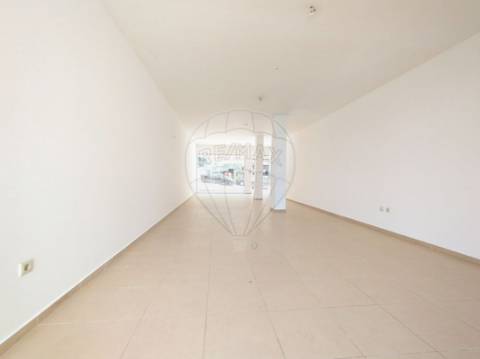 Loja  para arrendamento