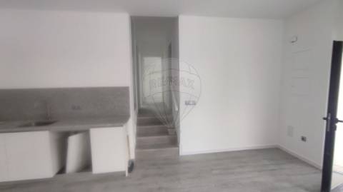Apartamento T2 para arrendamento