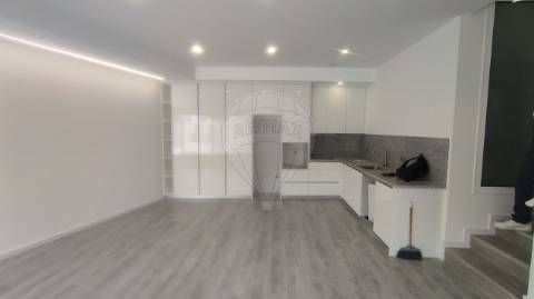 Apartamento T2 para arrendamento