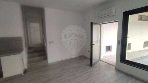 Apartamento T2 para arrendamento