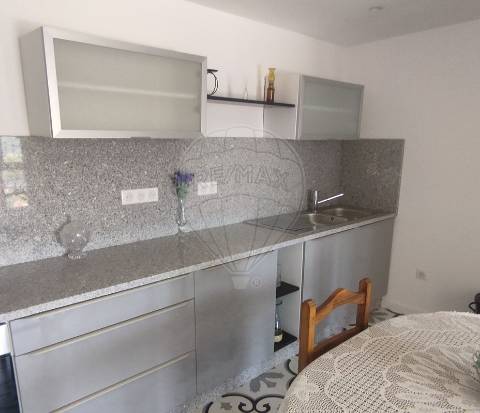 Moradia T4 para arrendamento