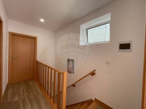 Moradia T2 para arrendamento