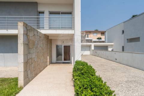 Moradia T3 para venda