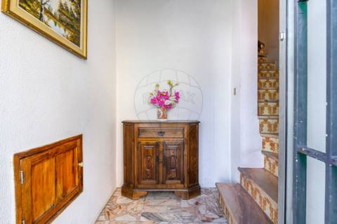 Moradia T4 para arrendamento