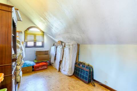 Moradia T4 para arrendamento