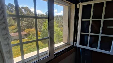 Moradia T4 para arrendamento