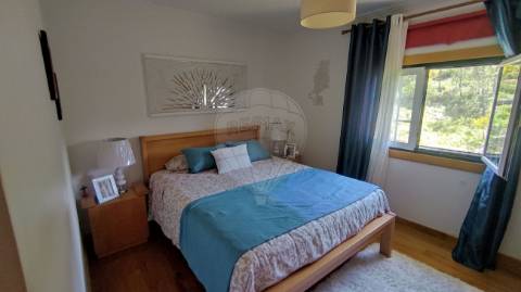 Moradia T4 para arrendamento