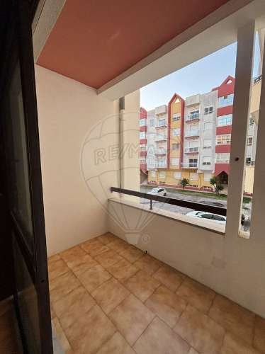 Apartamento T1 para arrendamento