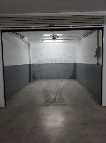 Garagem  para arrendamento