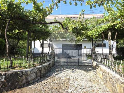 Moradia T3 para venda