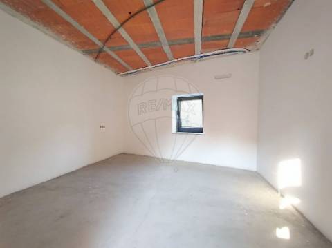 Moradia T6 para venda