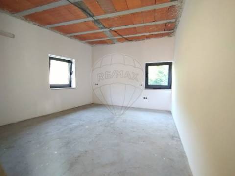 Moradia T6 para venda