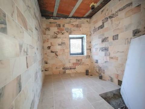 Moradia T6 para venda