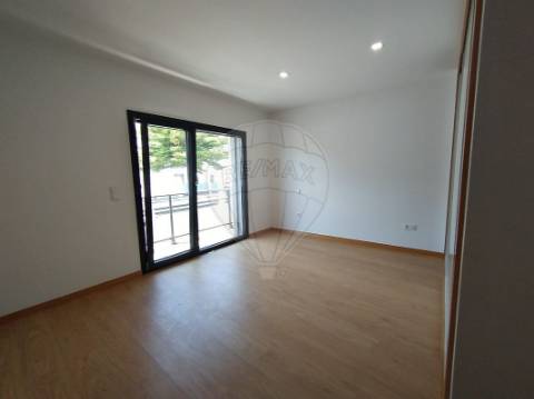 Moradia T3 para venda