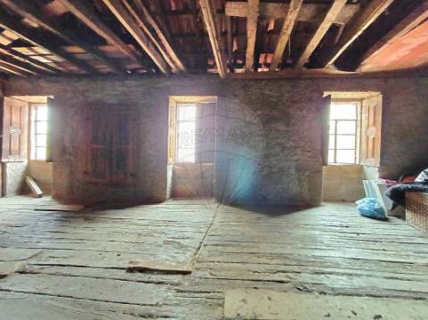 Moradia T3 para venda