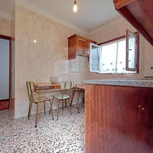 Moradia T4 para venda