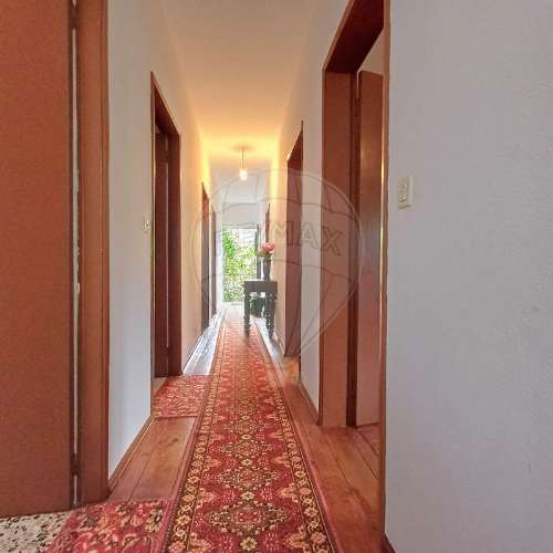 Moradia T4 para venda