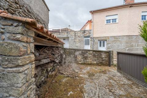 Moradia T2 para venda