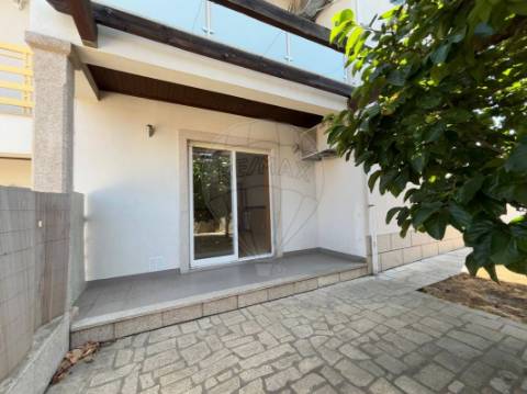 Moradia T3 para arrendamento