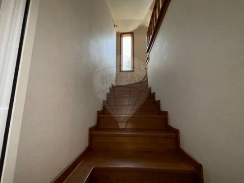 Moradia T3 para arrendamento