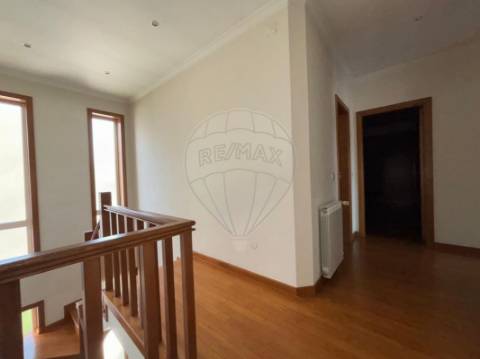 Moradia T3 para arrendamento