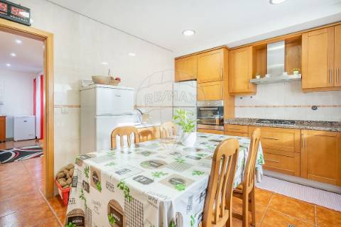 Moradia T2 para venda