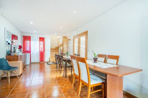 Moradia T2 para venda