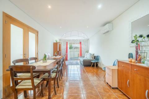 Moradia T2 para venda