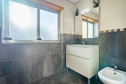 Moradia T2 para venda