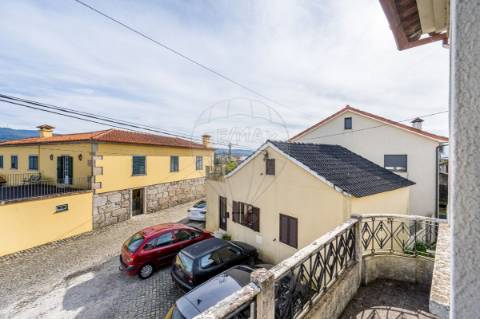 Moradia T7 para venda